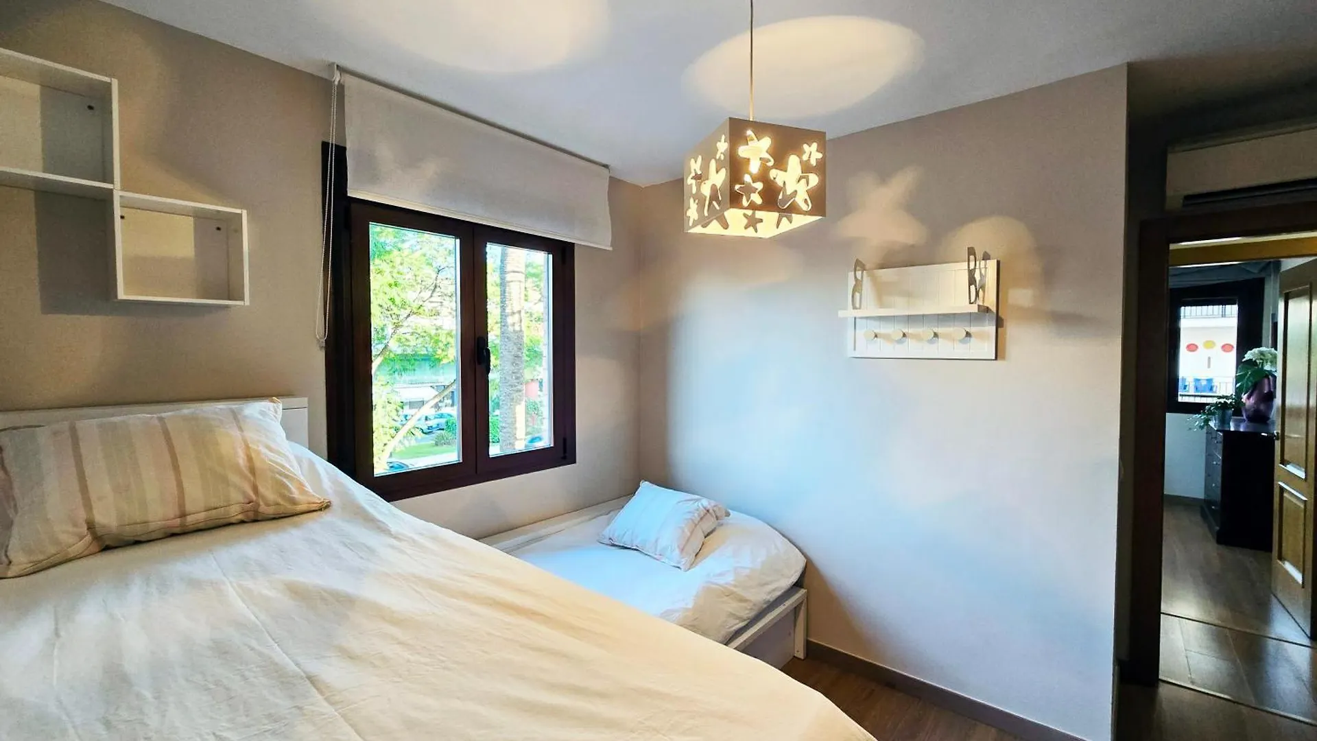 Aa Guest - The Orchid Center Eco Apartment فوينخيرولا